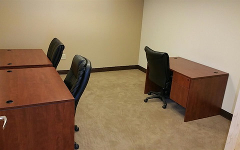 Cost Effective Office for 3 people