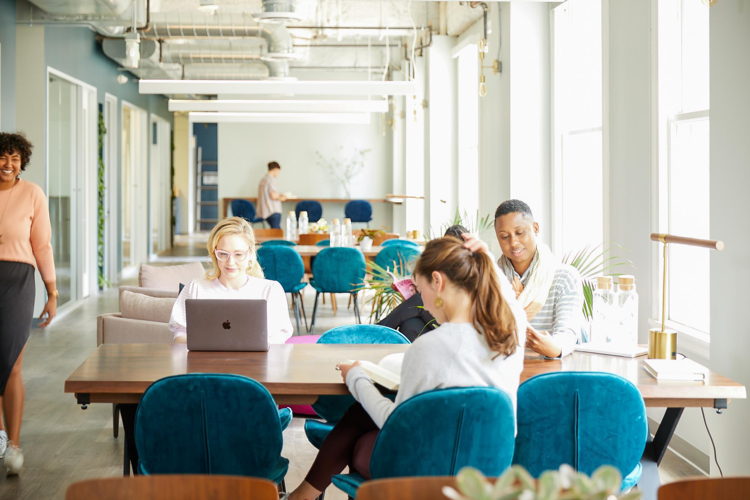 Open Desk 10 Available At At My Sphere Liquidspace