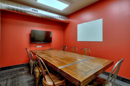 GRID COLLABORATIVE WORKSPACES - The Kansas City Conference Room