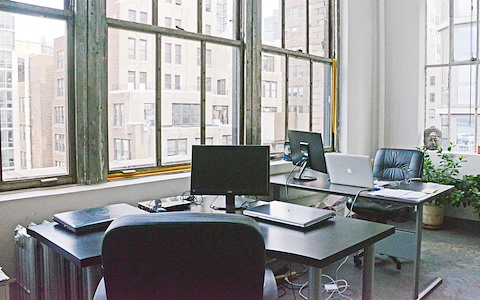 Look Media USA Corner Desk 1