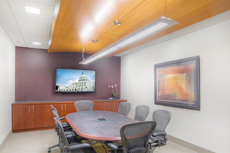 Metro Offices - Dulles/Herndon - The Woodland