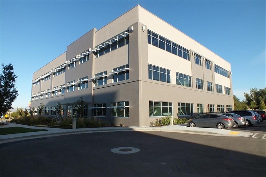 Logo of Office Evolution - Centerville