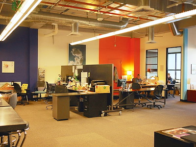 Hot Desks in Iconic Building