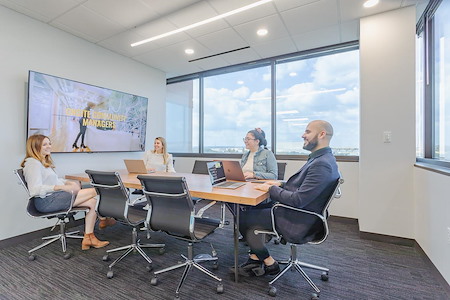Expansive - River North &#8211; Superior - Conference Room 6