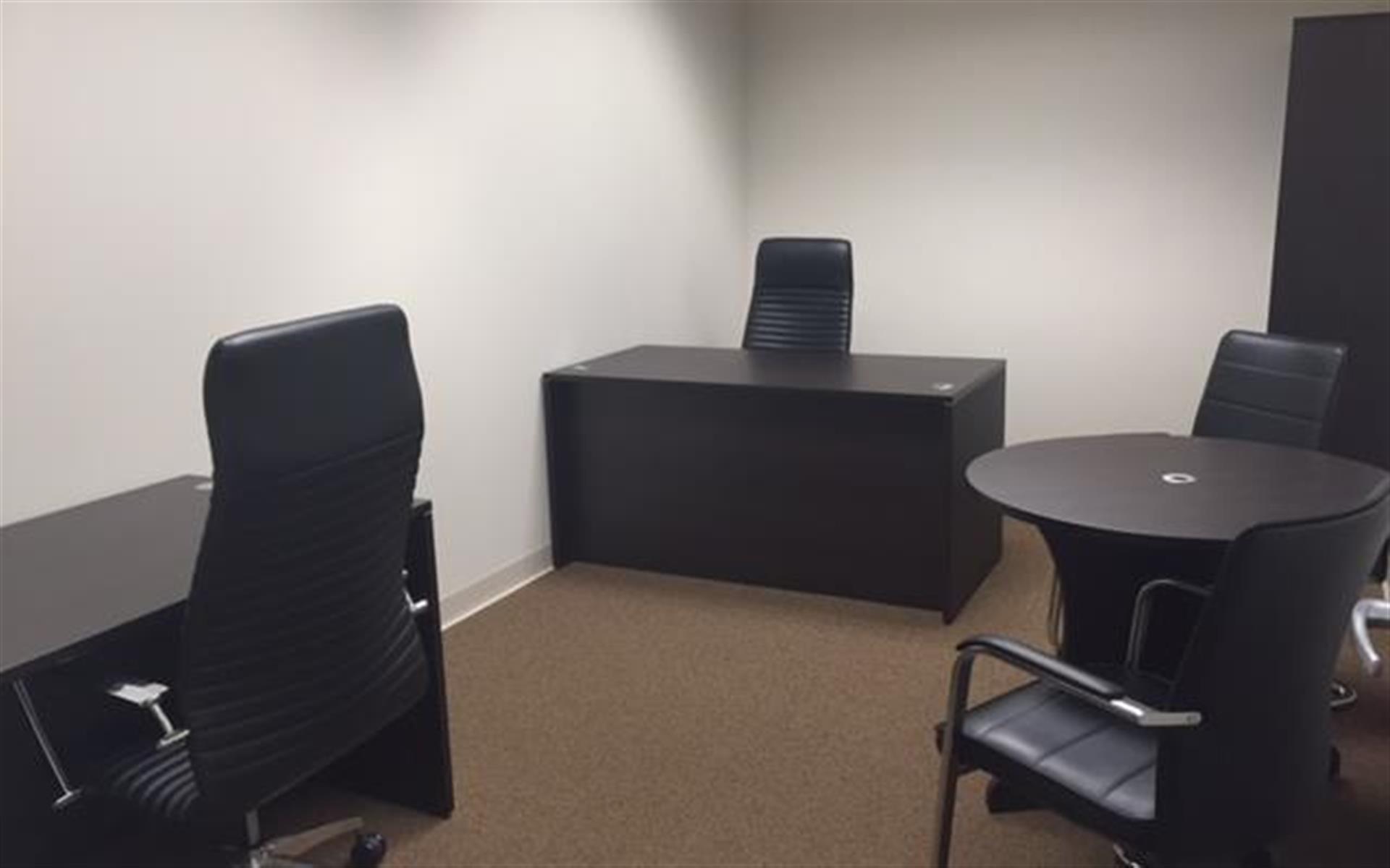 Private Office For 2 At Empire Executive Offices Liquidspace