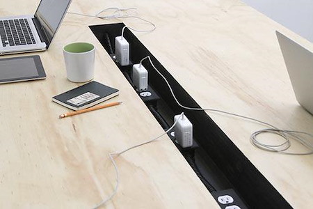 HOT SPACE Open Table