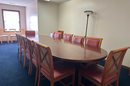 Horizon Office Suites and Event Space Rentals - Hedge Conference Room