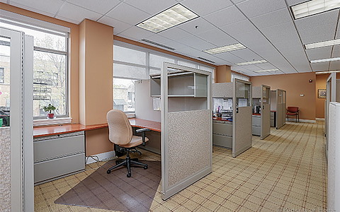 Dedicated Desk