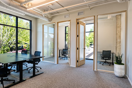 CENTRL Office - Lake Oswego - Private Office 317 (9 - 18 people)