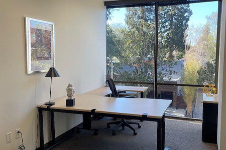 Regus | Palo Alto Lytton - Downtown Window Rooms for 4-6+ team
