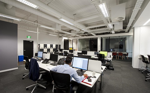 181 William St - Coworking Desk Space