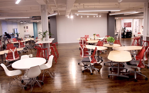 Open Coworking Space - Day Pass