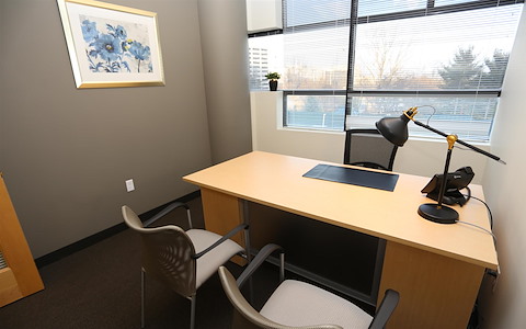 Private Window Office