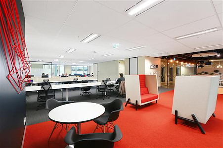 Hot desk