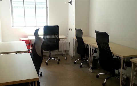 6 Person Team Room