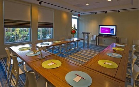 Tactic Meeting Room