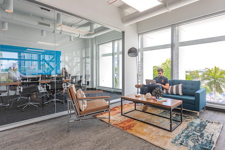 Expansive - Biscayne - Office Suite 500D