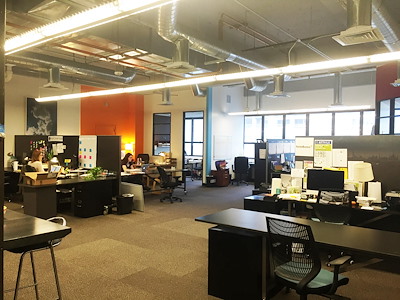 Hot Desks in Iconic Building