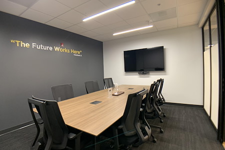 Venture X | Columbia - Merriweather Meeting Room for up to 7
