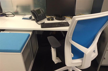 Workstation 05-53