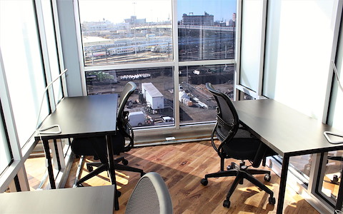 Top Floor Beautiful Office for 4