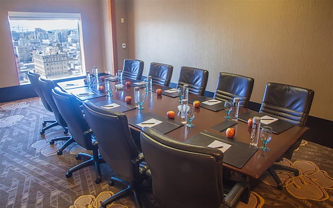 Lincoln Boardroom