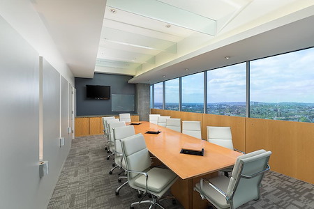 (BH2) Beverly Hills Triangle 2 - Large Conf Rm
