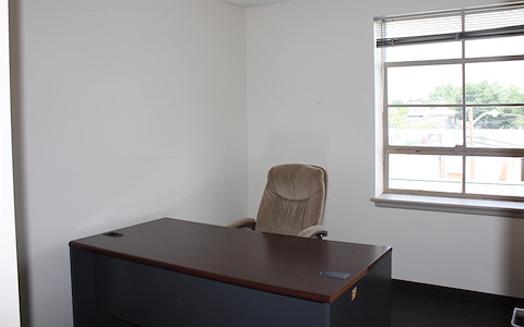 Suite 210 - Private Office