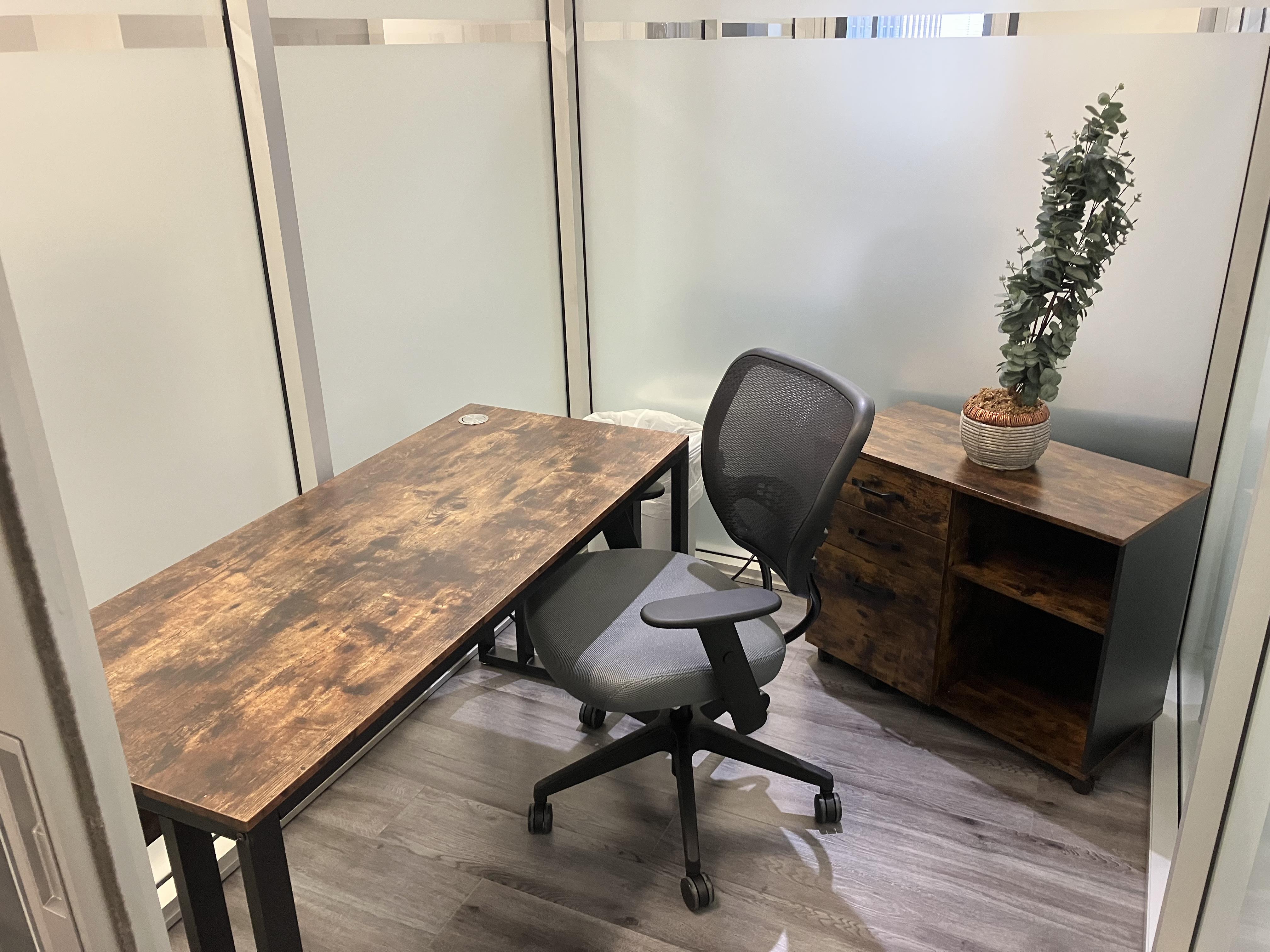 Study table and chair on online rent