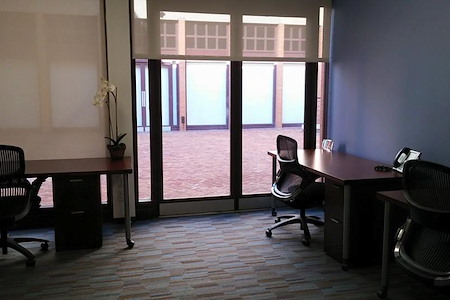 Carr Workplaces - Duke Street - Exterior Corner Office #109