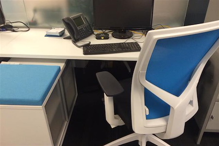 Workstation 05-52
