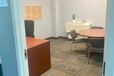 Office Evolution - Burlington - Executive Corner Office