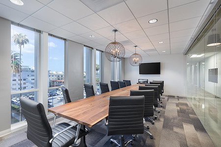 (BH3) Premier Workspaces - Beverly Hills Triangle 3 - Large Conference Room