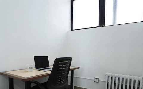 Single Person Private Window Office #20