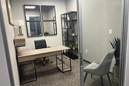 Lucid Private Offices | Legacy - Frisco - Day Office for 3