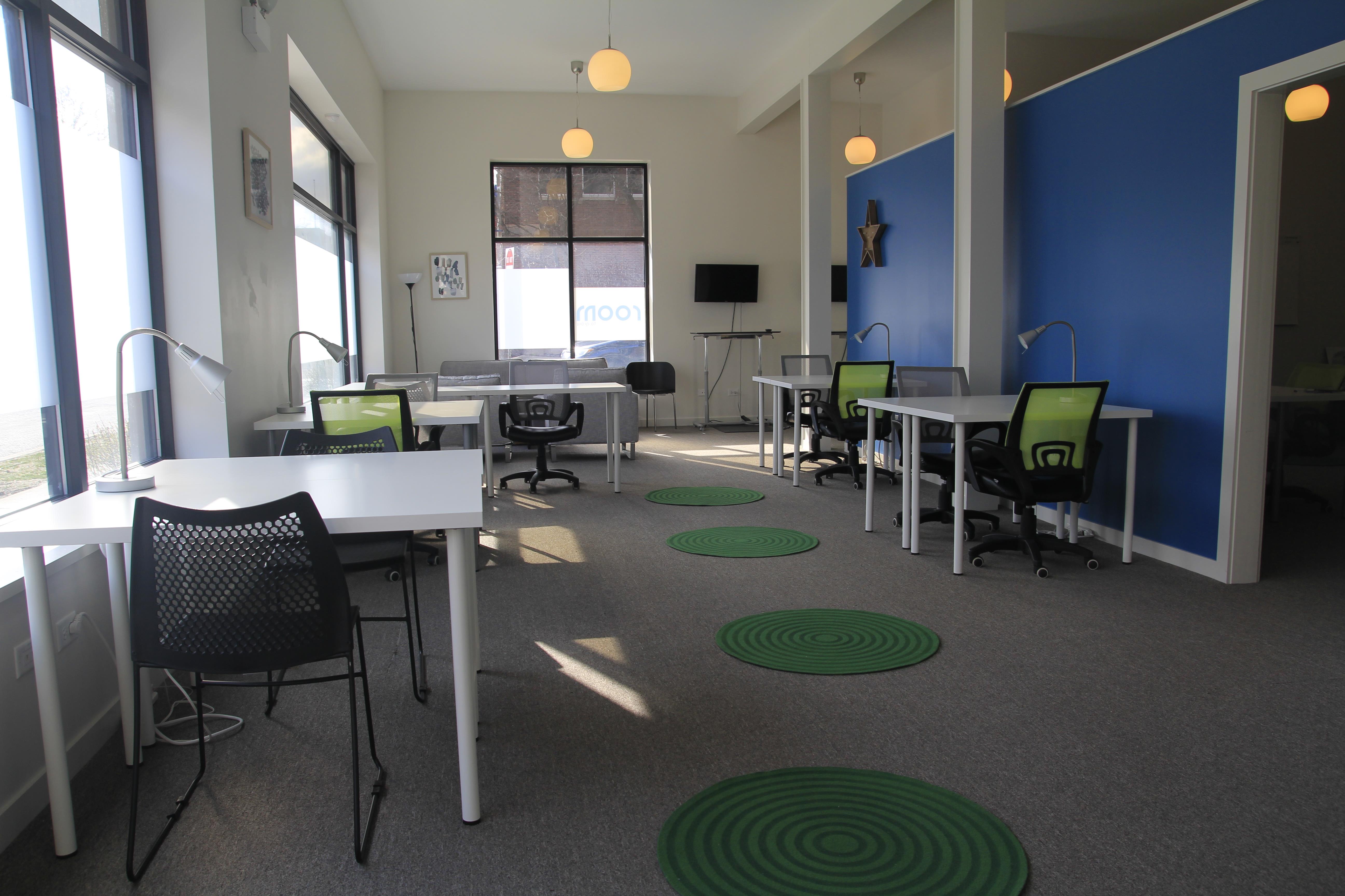 Open Desk 5 Available At Room To Grow Liquidspace