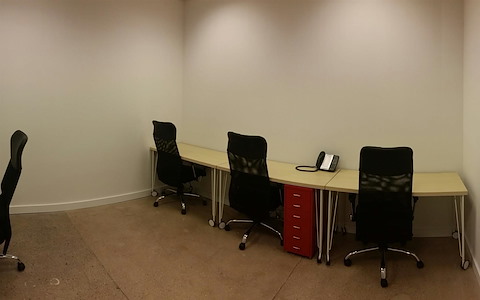 6 Person Office