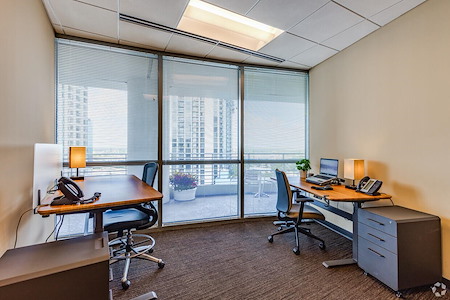 YourOffice - Downtown Orlando - Private Window Office 42