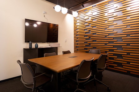Industrious Tampa Downtown - Suite 3300, Room Conference B