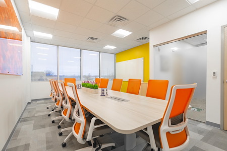 Office Evolution - Woodbridge/Metropark - Large Conf Room for Team collaboration