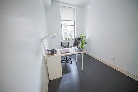 suite 310, Office with window