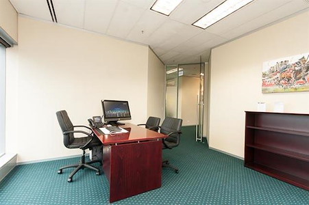 Level 27 Day Suite
