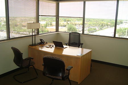 Intelligent Office - Palm Beach Gardens - Private office