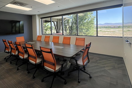 Office Evolution - Eagle, Idaho - Bogus Basin Meeting Room for 12