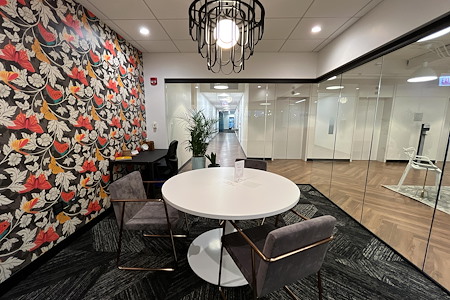 25N Coworking - Schaumburg Area, IL - Day Office