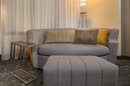 LoungeAround 3