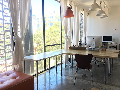 Workstation in private Creative Studio