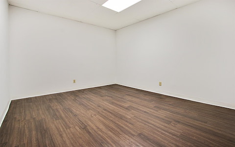 Private Office 318