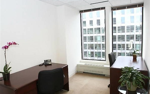 Private Window Office for 1-2