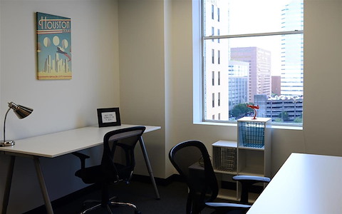 Team Office for 3 | Office 803